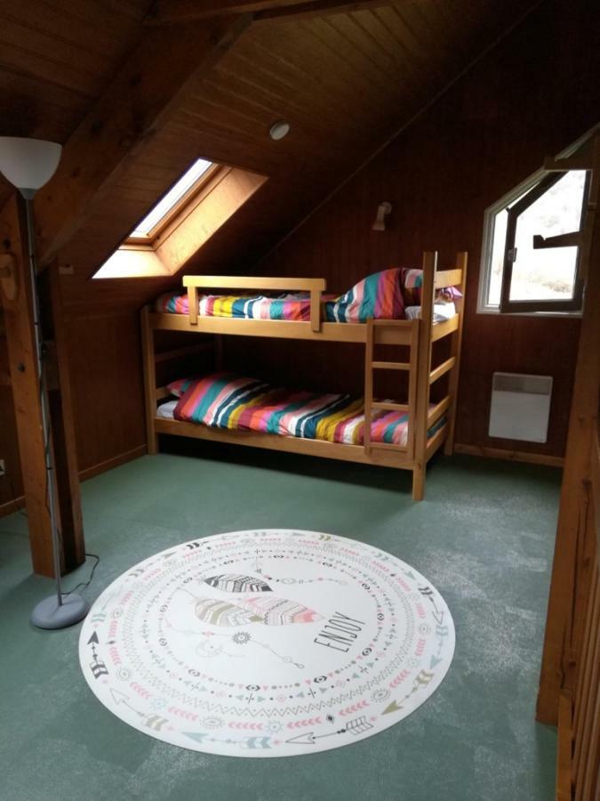 Les Chalets De La Foret D'Issaux Osse-en-Aspe Экстерьер фото